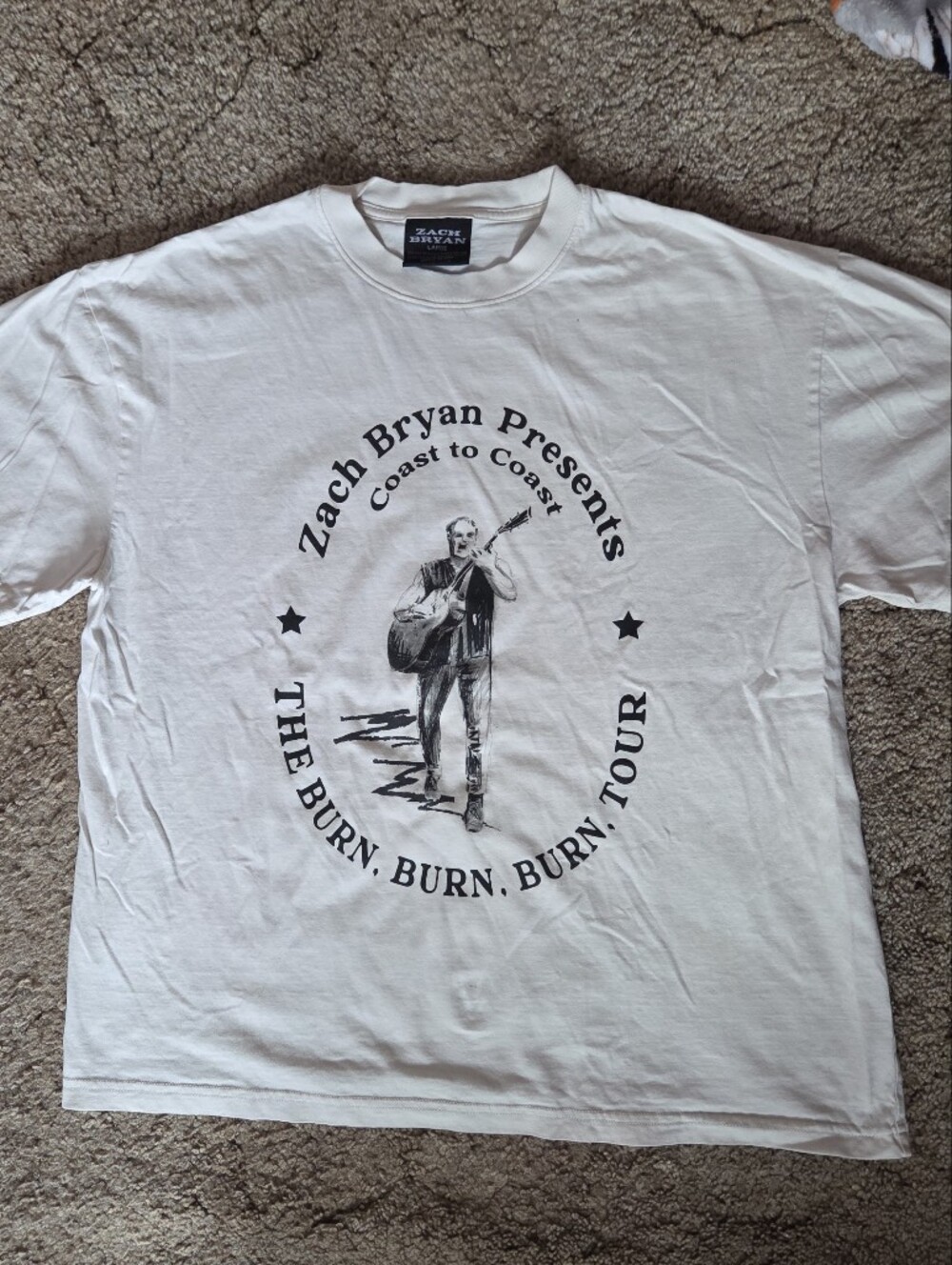 Source Unknown White Zach Bryan Tour Graphic Tee
